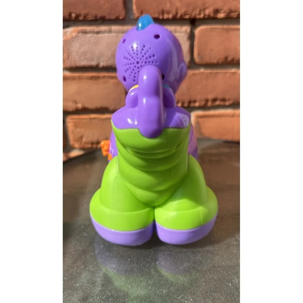2010 Leap Frog Lettersaurus Purple Dinosaur Lights Songs Interactive Letters‎